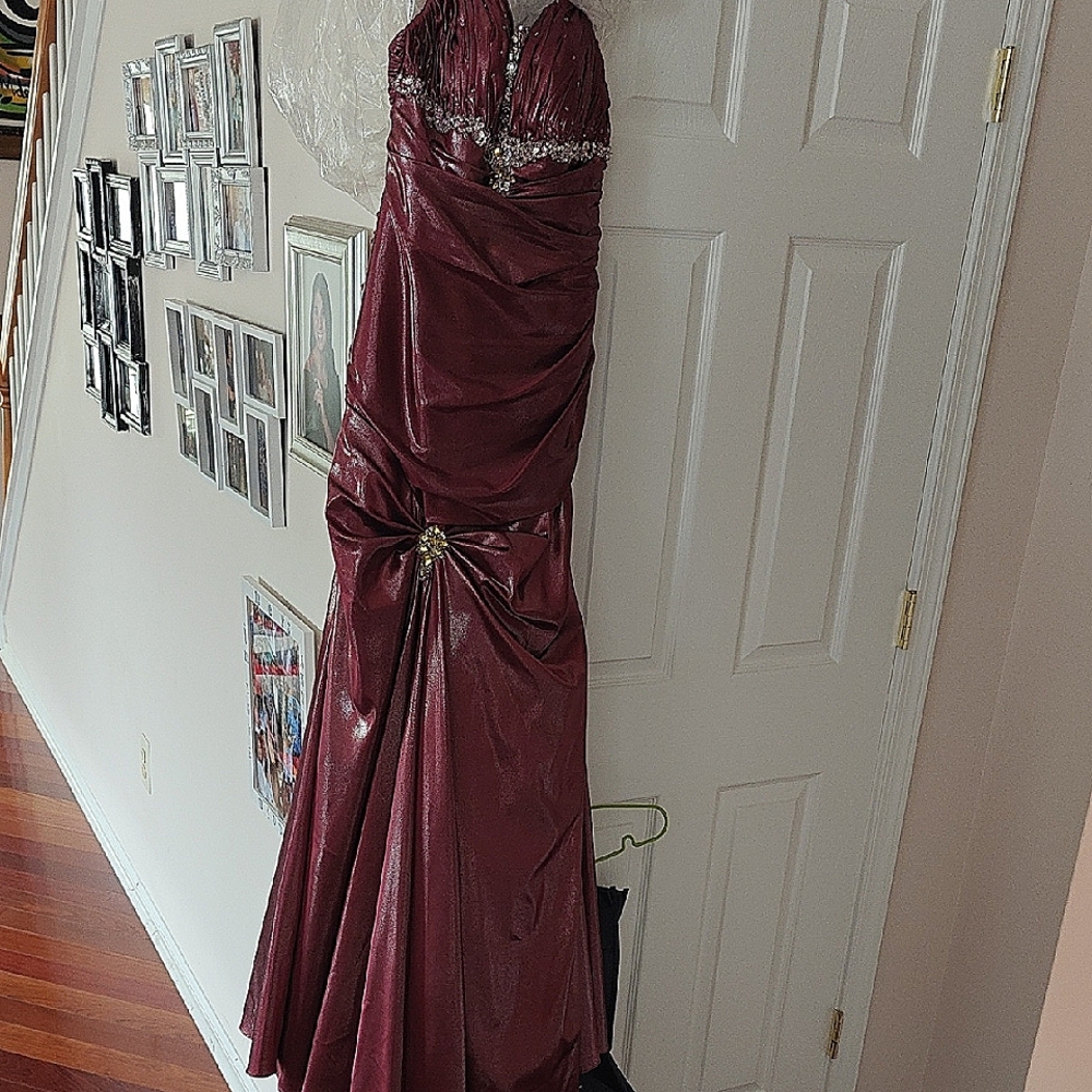 Red Ruched Sweetheart Prom Gown